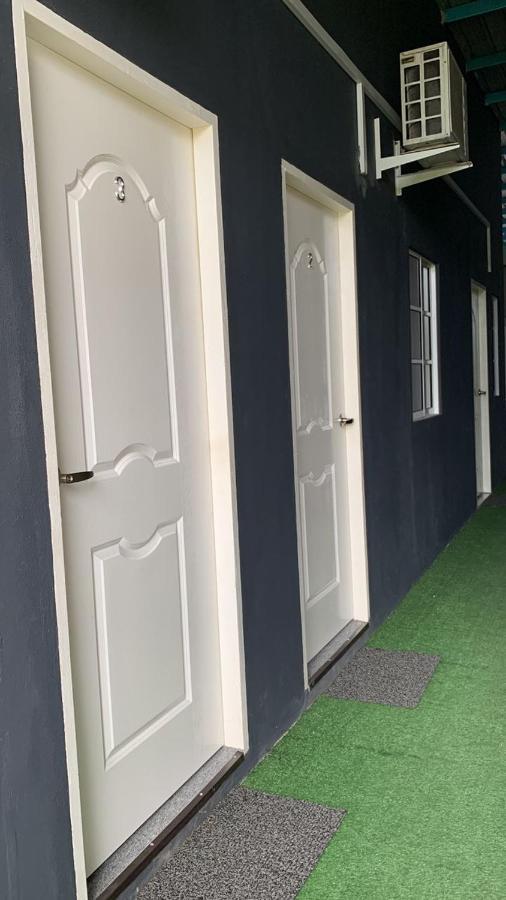 Euc Room Stay Tuaran Eksteriør bilde