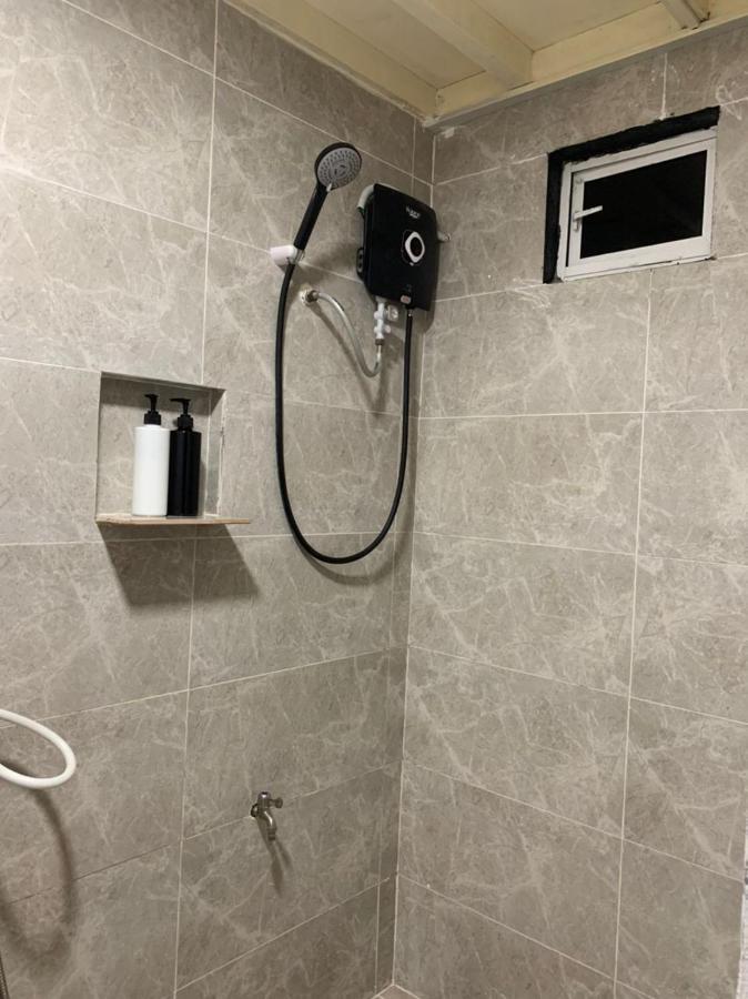 Euc Room Stay Tuaran Eksteriør bilde