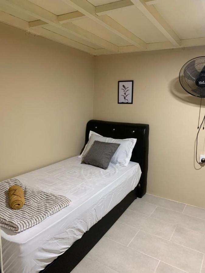 Euc Room Stay Tuaran Eksteriør bilde